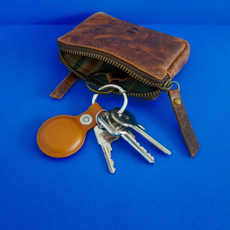 Berlin Key Pouch Waxed Buffalo Hide