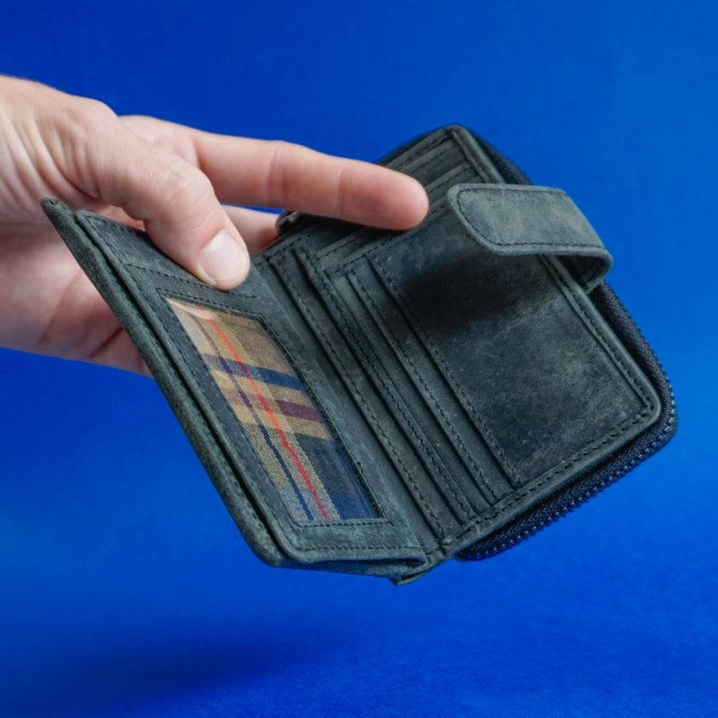 Chatswood Clutch Wallet Cowhide Black