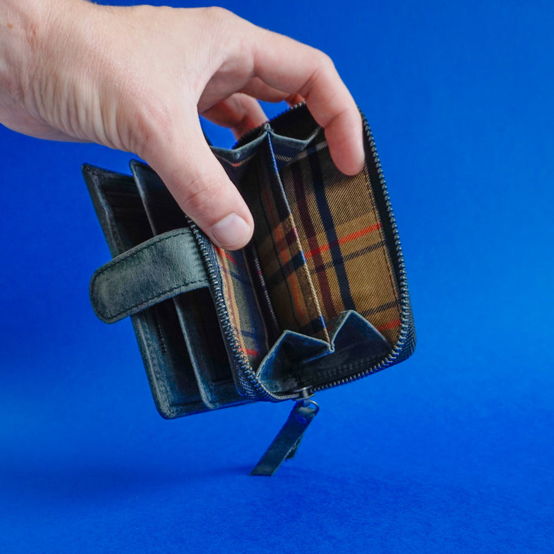 Chatswood Clutch Wallet Cowhide Black