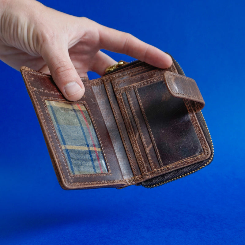 Chatswood Clutch Wallet Waxed Buffalo Hide