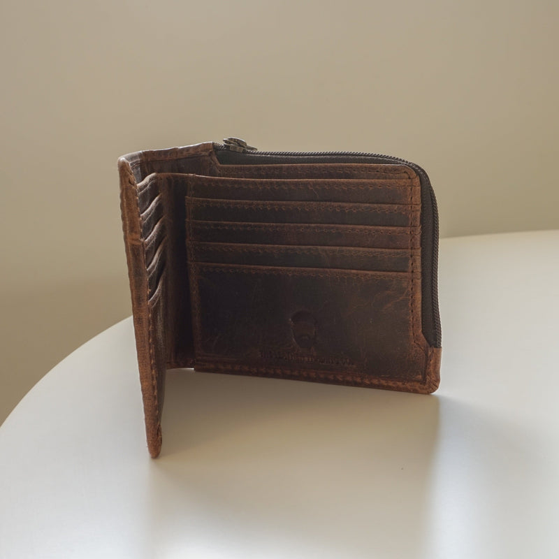 Double Bay Wallet Waxed Buffalo Hide