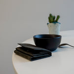 Carica l&#39;immagine nel visualizzatore di Gallery, Glebe Wallet Cowhide Black
