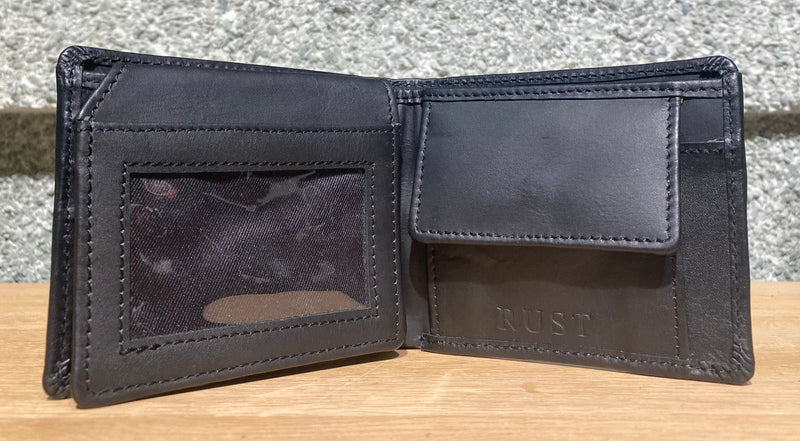 The Pommie Wallet Black