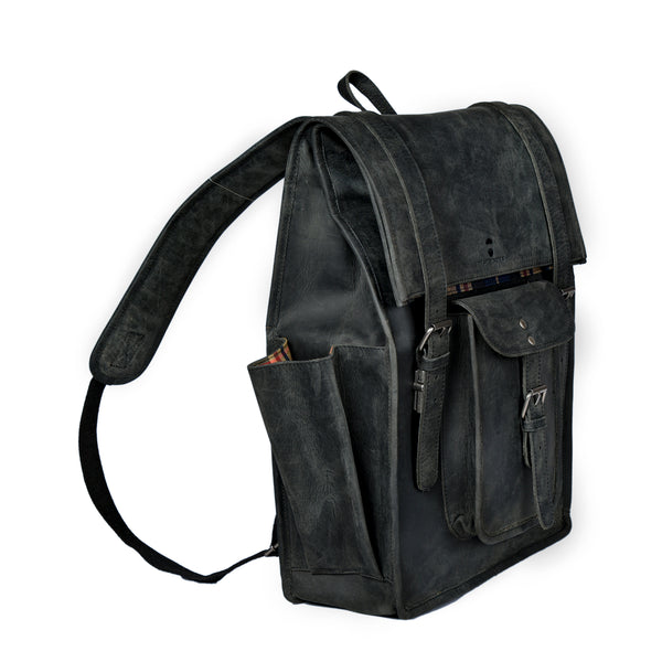 Kakadu 16 Black