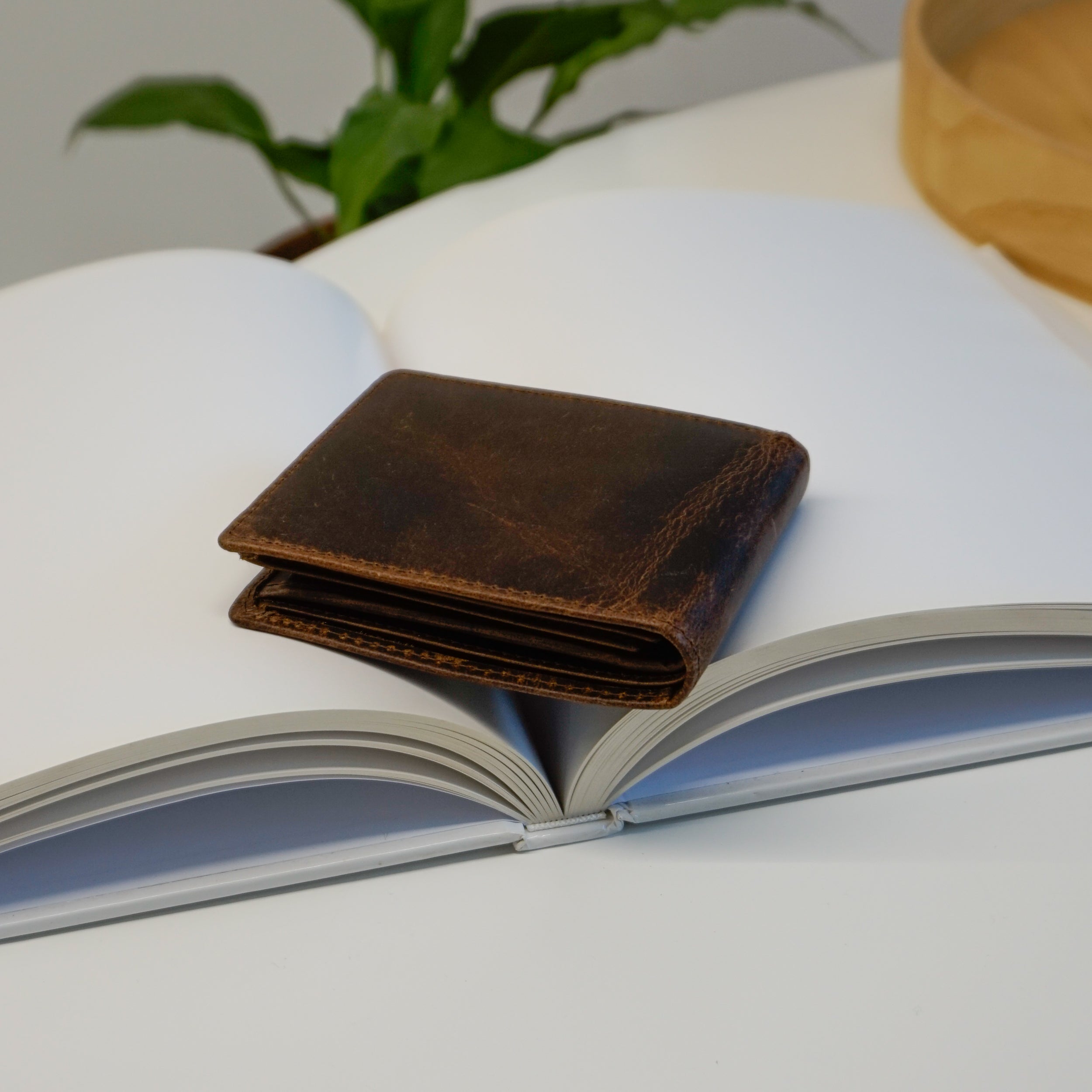 Mascot Wallet Waxed Buffalo Hide