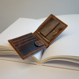 Mascot Wallet Waxed Buffalo Hide