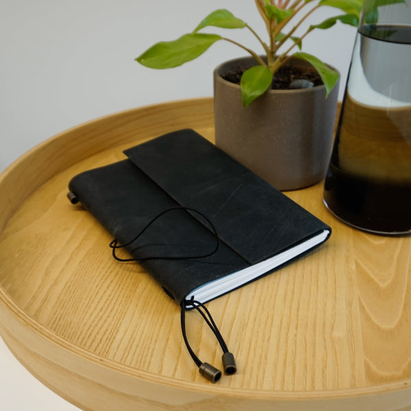 Midori A5 Journal Elastic in Black Cowhide