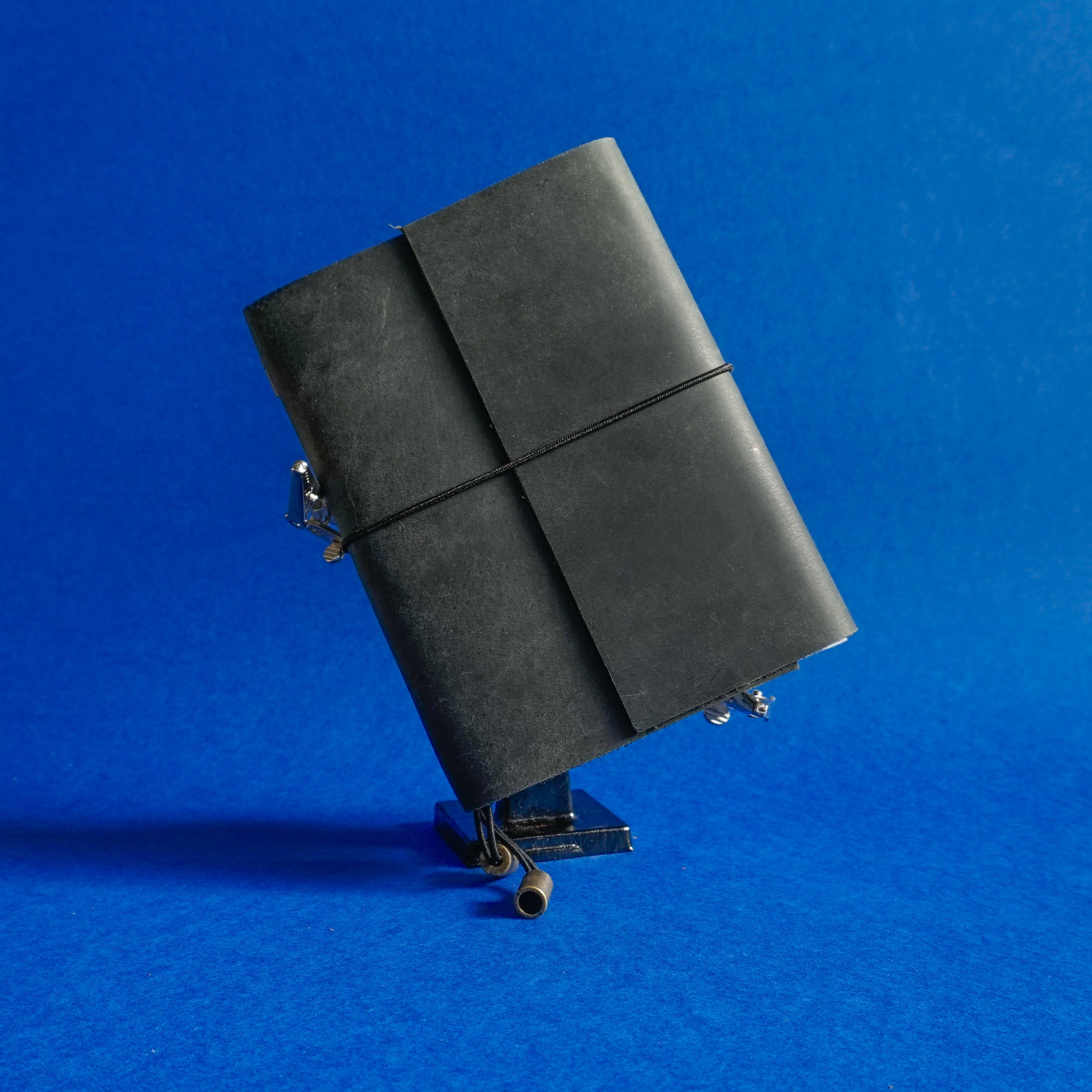 Midori A6 Journal Elastic in Black Cowhide