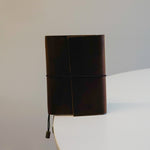 Lade das Bild in den Galerie-Viewer, Midori A6 Journal Elastic in Waxed Buffalo Hide
