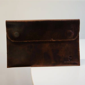 Newton 8 Small Tablet Case Waxed Buffalo Hide