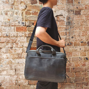 PYRMONT 16-BUFF-ZIP-LAPTOP BAG-BLACK