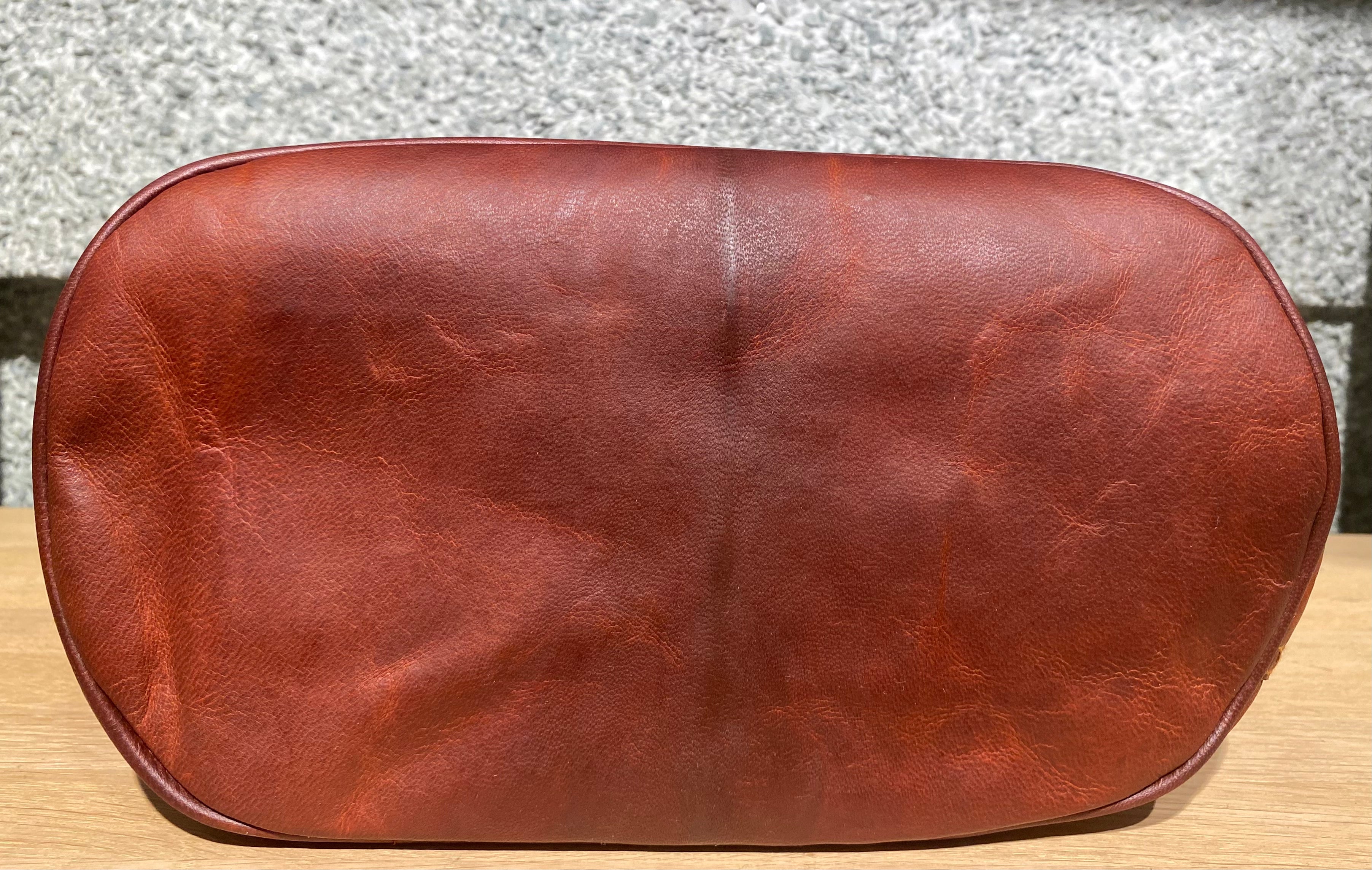 Sydney 12 GT Crossbody Tote Leather Bag