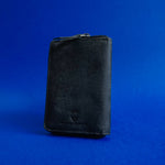 Carica l&#39;immagine nel visualizzatore di Gallery, Tassie Wallet Cowhide Black
