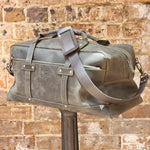 Load image into Gallery viewer, ULURU 50CMM BUFFALO TRAVEL AND GYM DUFFLE BAG - BLACK
