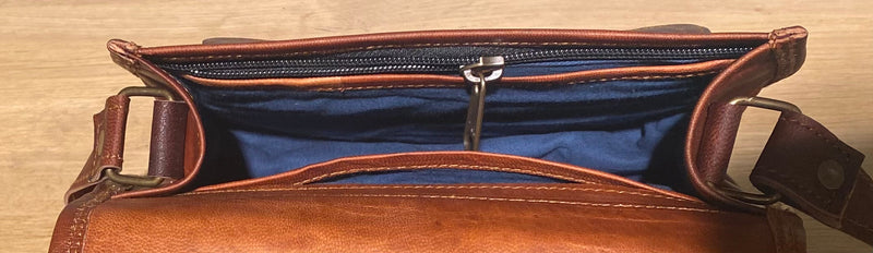 Victoria 9 GT Goat Leather Saddle Bag